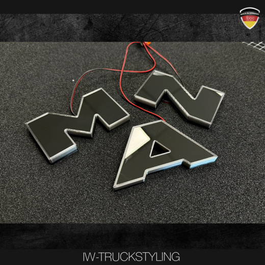 Beleuchtete Buchstaben mit Kantenbeleuchtung für den MAN TGE