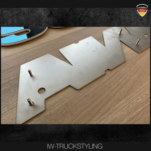 Adapterplatte für LED Schriftzug Scania